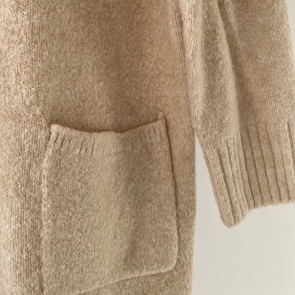 Oversized Knit Cardigan - Picture 2 of 3